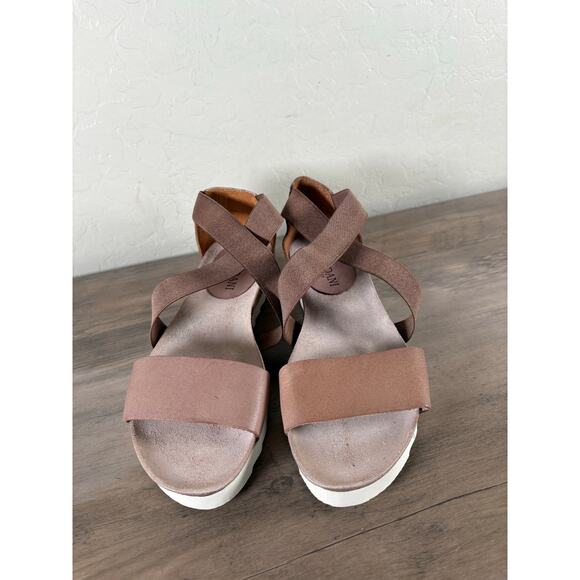 Cordani Womens Sayger Beige Brown Ankle Strap Gladiator Sandals Size EU‎ 38 - Picture 2 of 6